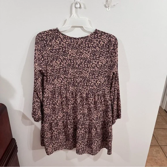 Andree By Unit Leopard Print Tiered Shift Dress Size Medium - Picture 5 of 7